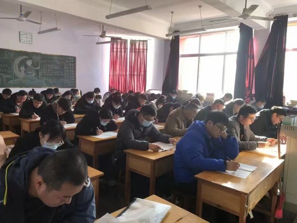 济宁成人高考考试现场